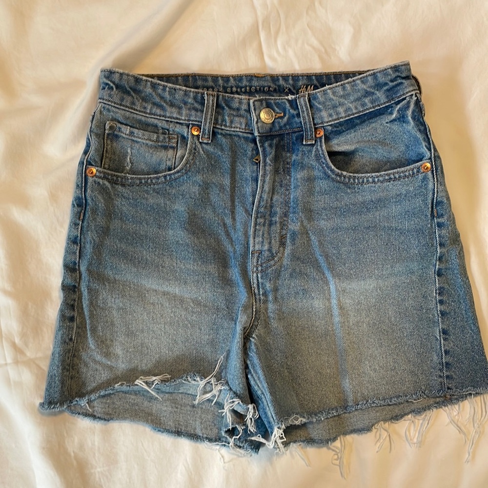 H&M denim short size 4